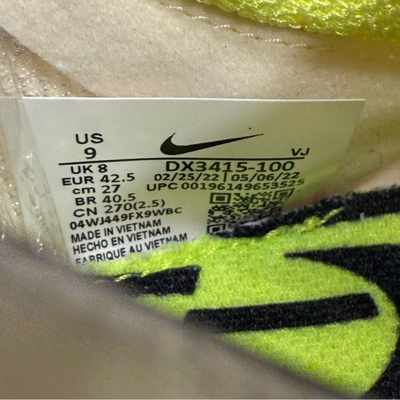 Nike ZoomX Streakfly Coconut Milk Volt Running Shoes DX3415 100 Men’s Sz 9 NEW - Picture 12 of 14